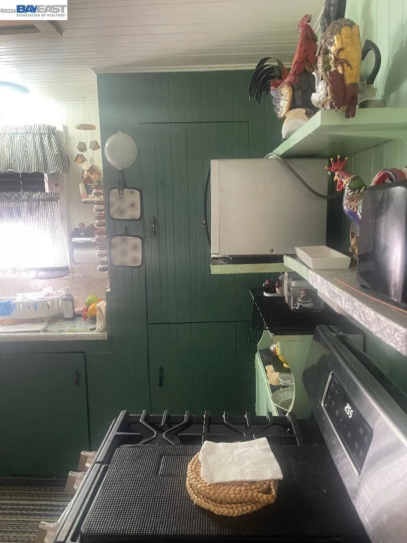 656 Juana Ave San Leandro, CA 94577