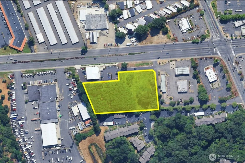 25940 Pacific Hwy S Des Moines, WA 98198