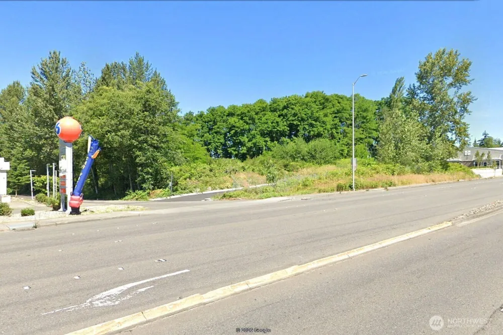 25940 Pacific Hwy S Des Moines, WA 98198