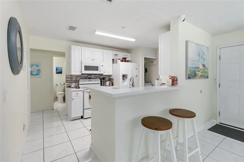 1141 EXCELLER CT. #105 Casselberry, FL 32707