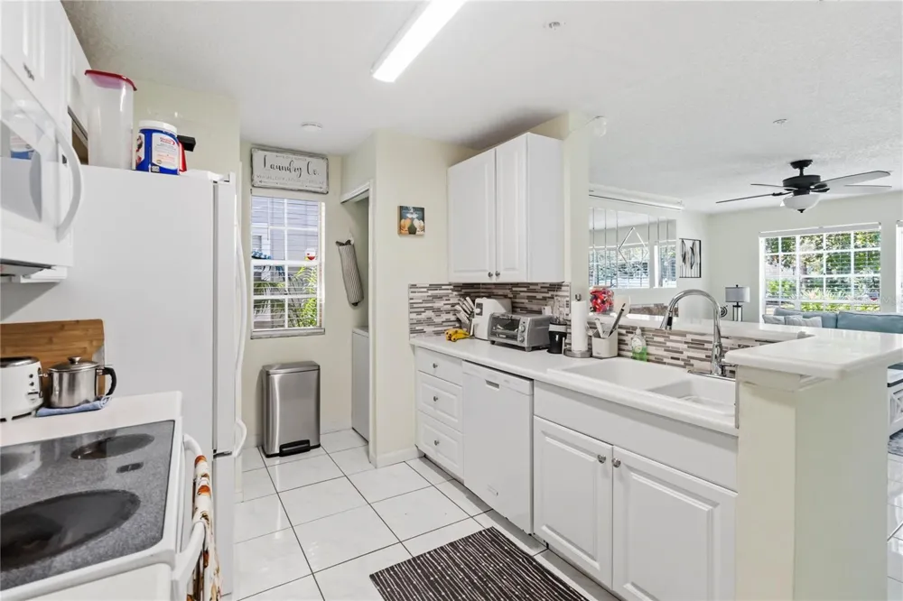 1141 EXCELLER CT. #105 Casselberry, FL 32707