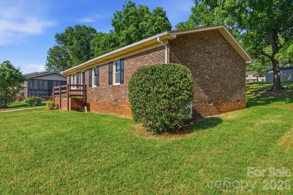 202 Cooke Circle Kings Mountain, NC 28086