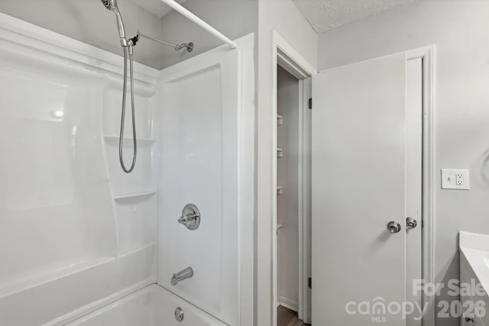 202 Cooke Circle Kings Mountain, NC 28086