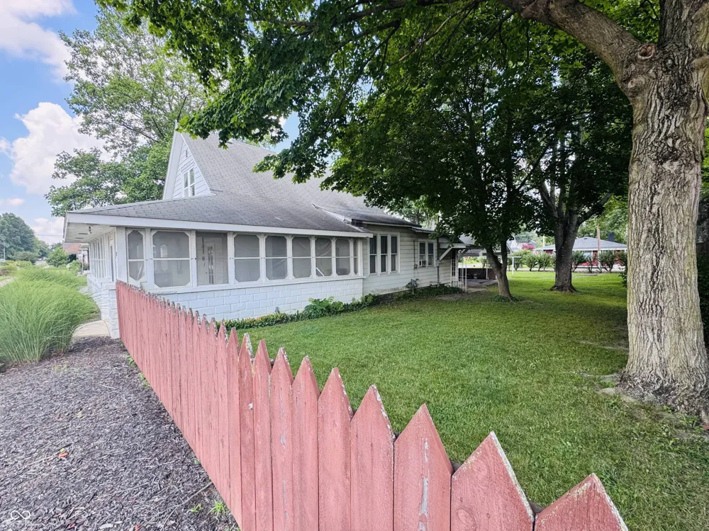 216 W Main Street Arcadia, IN 46030