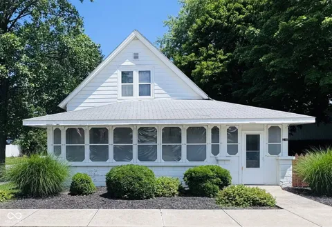 216 W Main Street