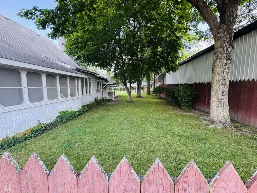 216 W Main Street Arcadia, IN 46030