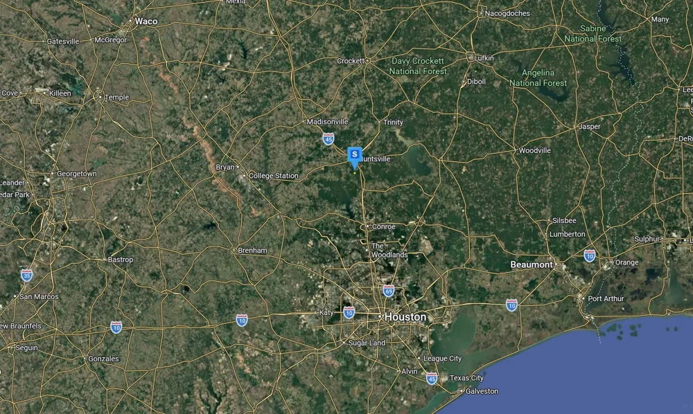 129 Feldspar Lane Huntsville, TX 77340