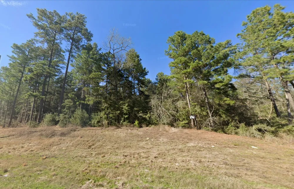 129 Feldspar Lane Huntsville, TX 77340
