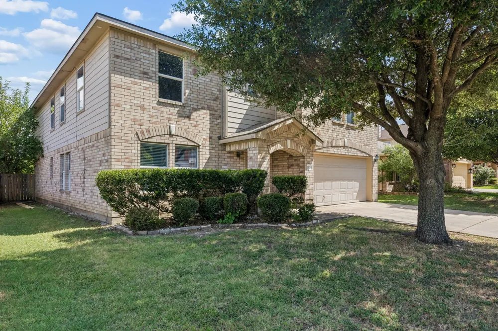 3924 Estrella Court Fort Worth, TX 76106