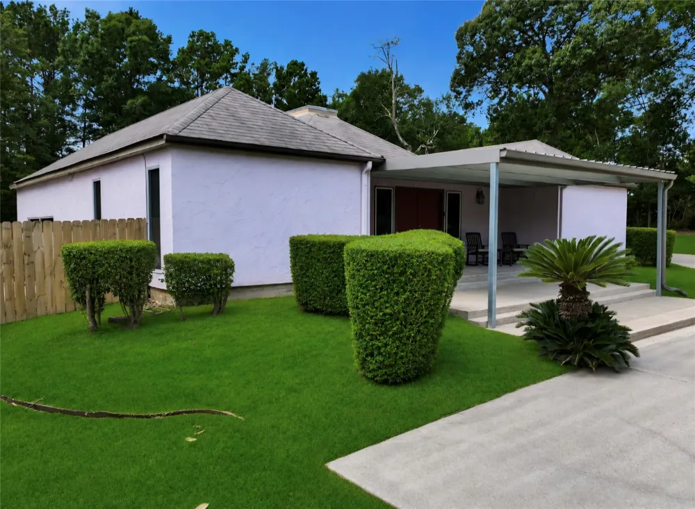 128 County Road 185 Jasper, TX 75951