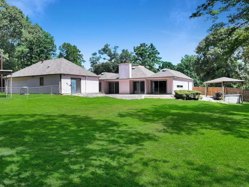 128 County Road 185 Jasper, TX 75951
