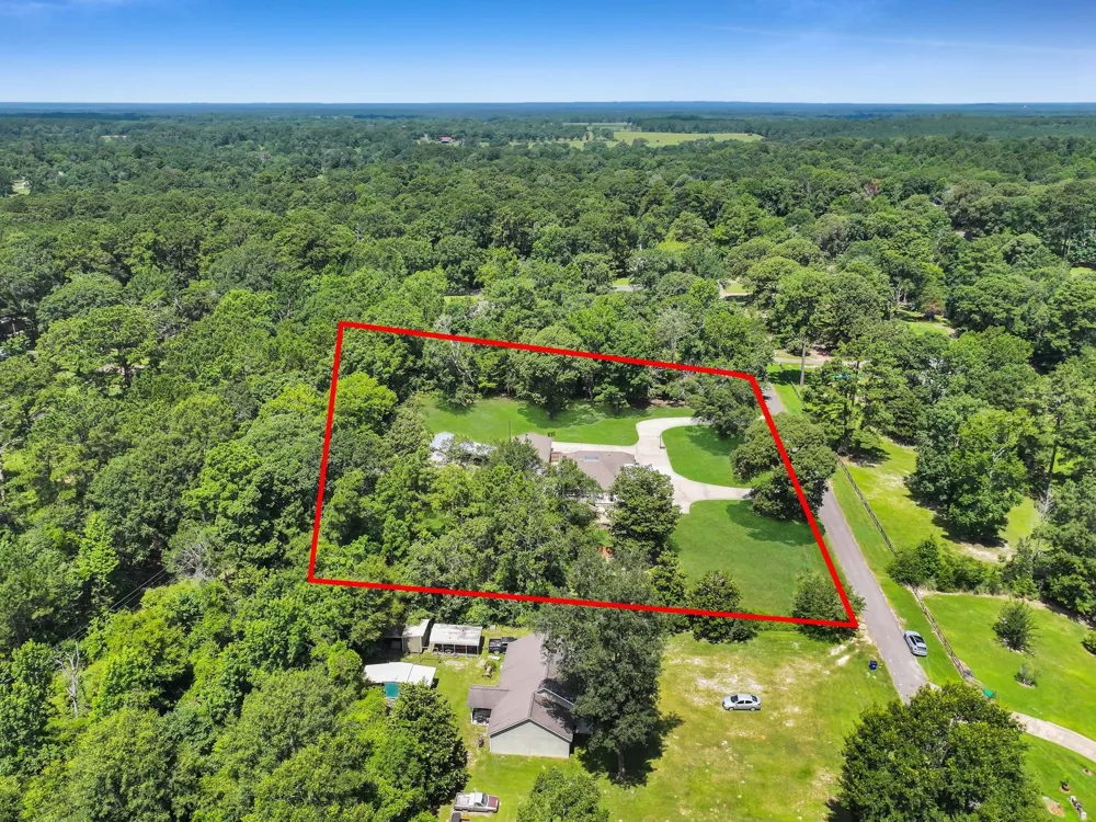 128 County Road 185 Jasper, TX 75951