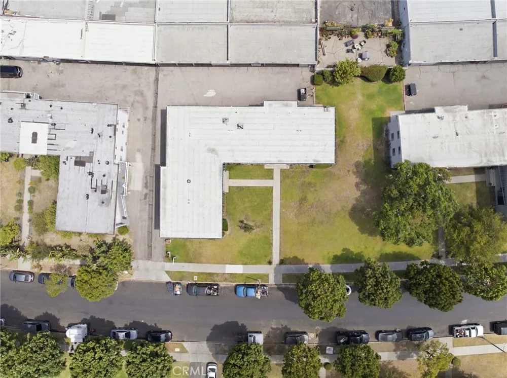 5651 Clemson Street Los Angeles, CA 90016