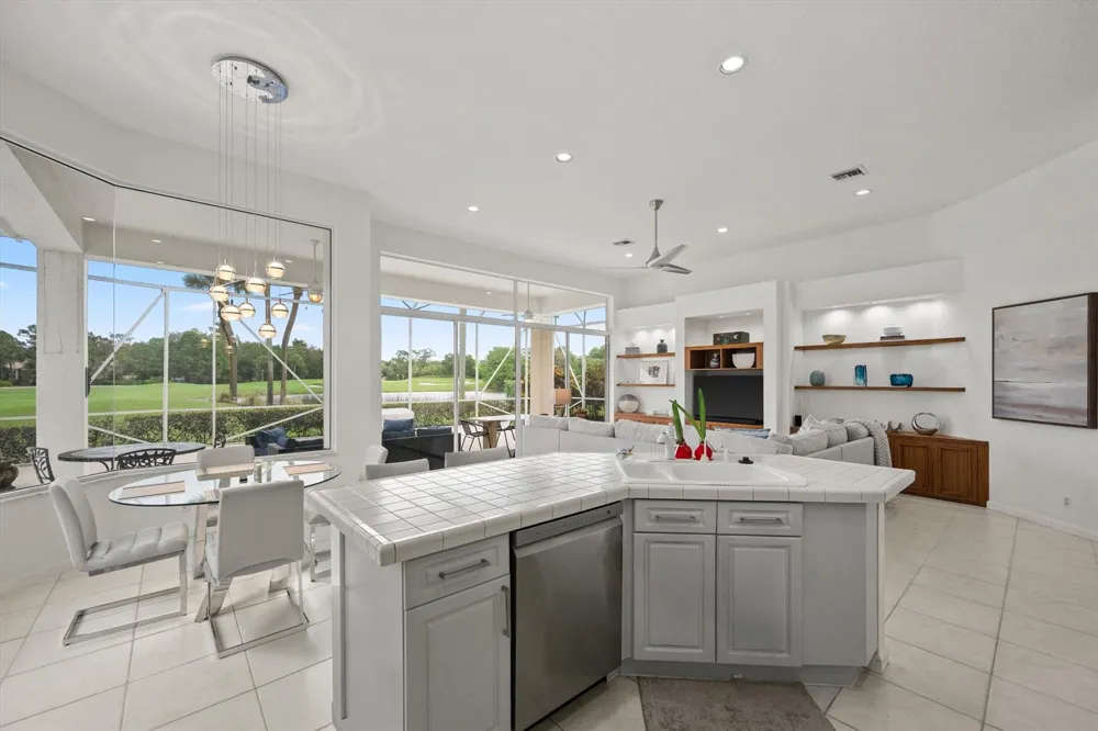 10499 Laurel Estates Lane Lake Worth, FL 33449