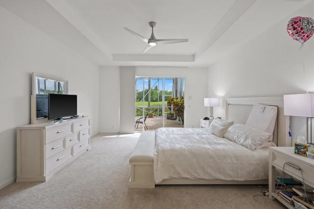10499 Laurel Estates Lane Lake Worth, FL 33449