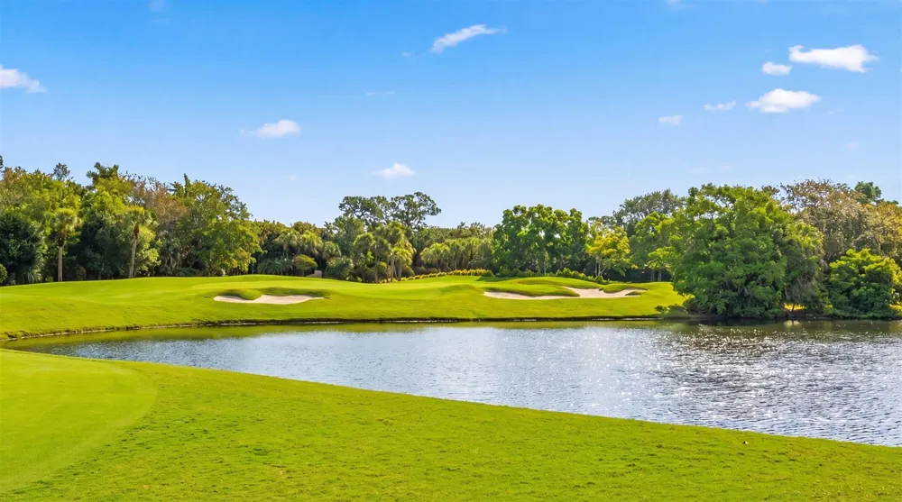 10499 Laurel Estates Lane Lake Worth, FL 33449