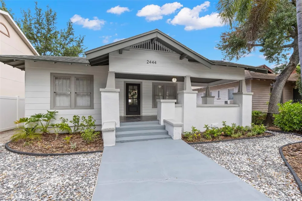 2444 1ST AVENUE S St Petersburg, FL 33712