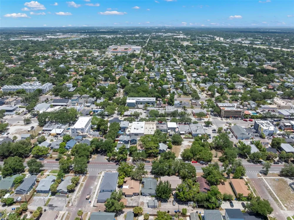 2444 1ST AVENUE S St Petersburg, FL 33712
