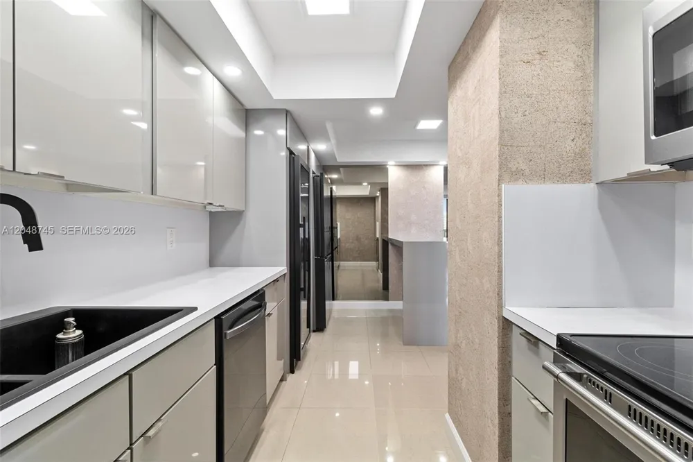 9801 Collins Ave #11-O Bal Harbour, FL 33154