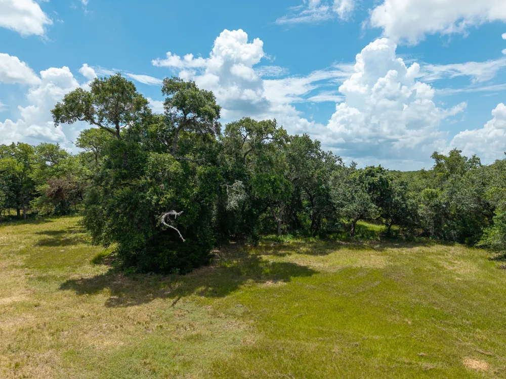 5641 County Road 14 Hallettsville, TX 77964