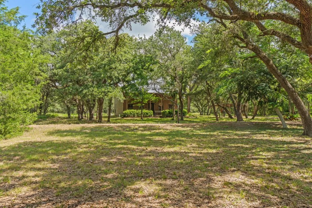 5641 County Road 14 Hallettsville, TX 77964