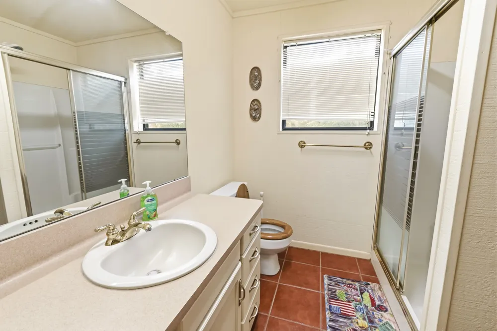 5641 County Road 14 Hallettsville, TX 77964
