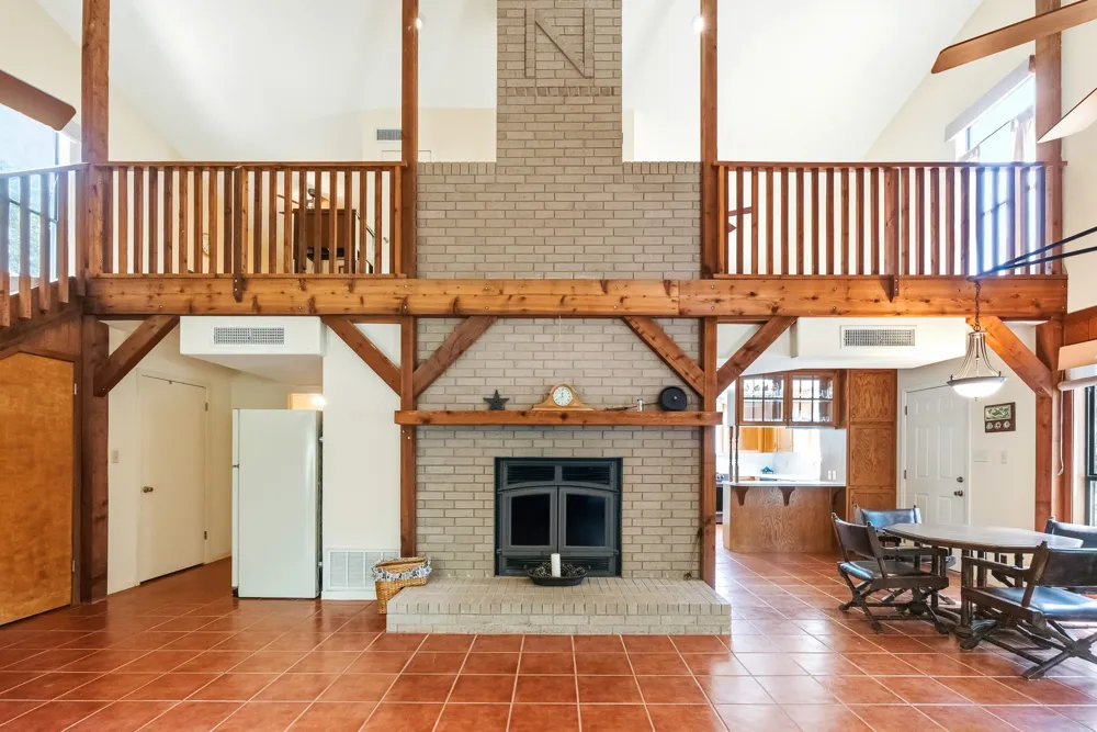 5641 County Road 14 Hallettsville, TX 77964