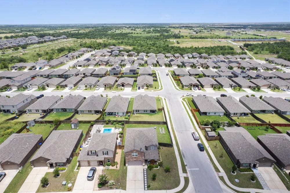 19525 Abigail Fillmore Road Manor, TX 78653