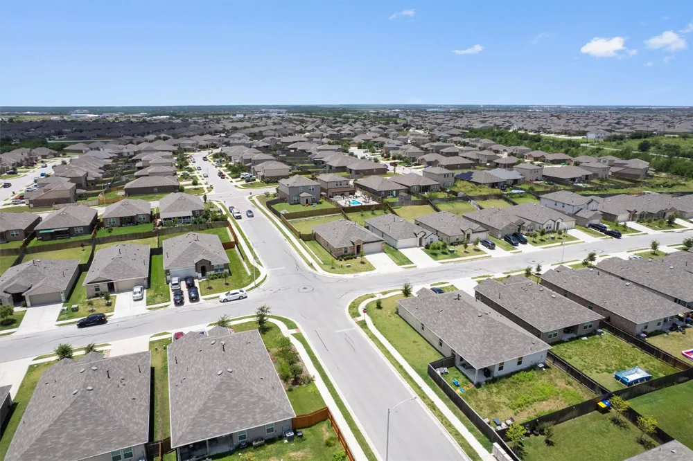 19525 Abigail Fillmore Road Manor, TX 78653