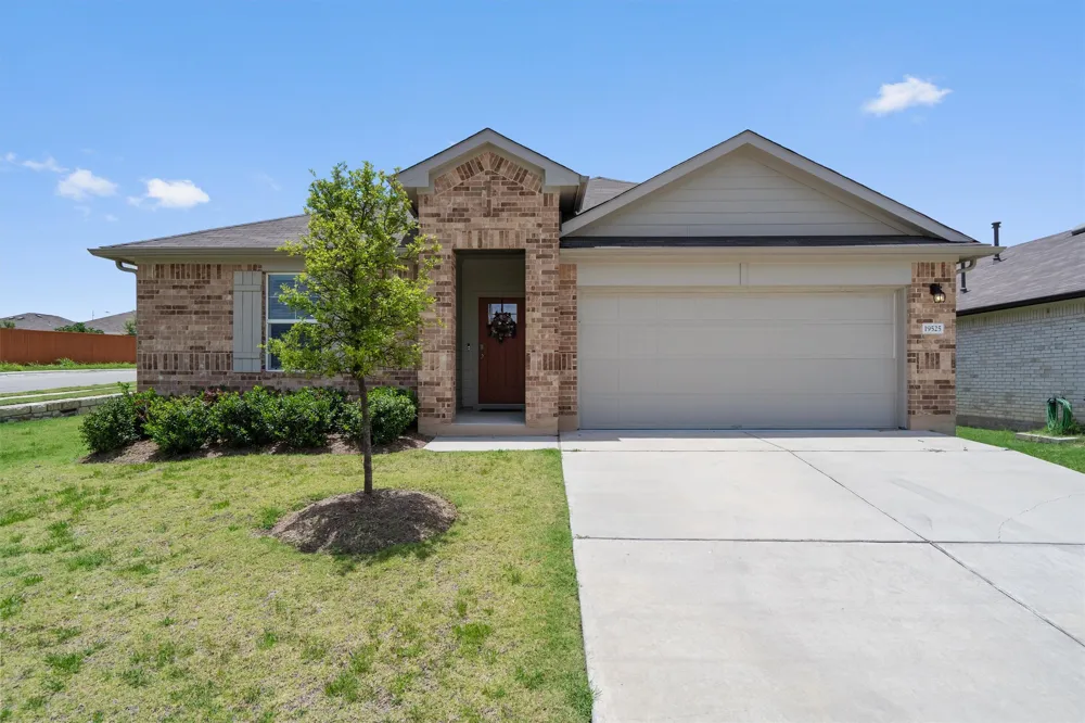 19525 Abigail Fillmore Road Manor, TX 78653