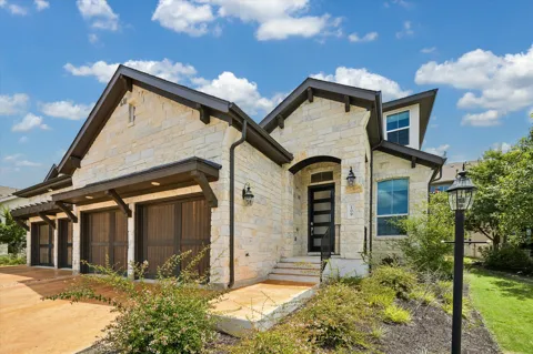 109 Beneteau Drive