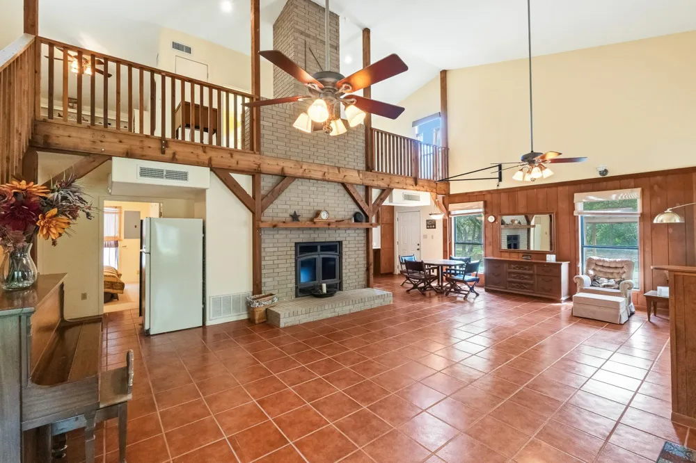 5641 County Road 14 Hallettsville, TX 77964