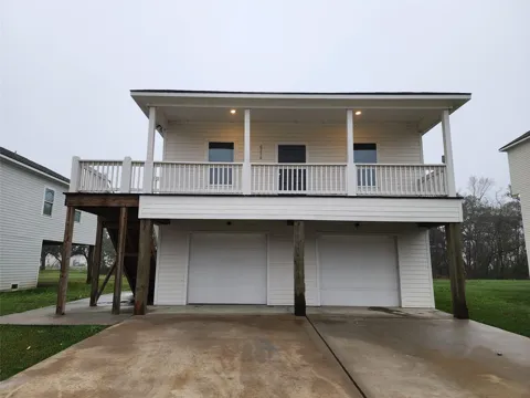 6202 White Oak Drive