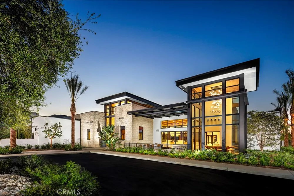 738 Snowberry Place Montebello, CA 90640