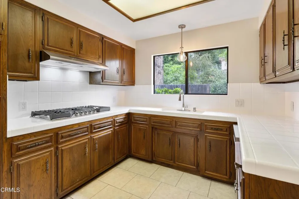 6347 Muscatel Avenue San Gabriel, CA 91775
