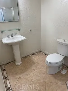 21310 Hiawatha Chatsworth, CA 91311
