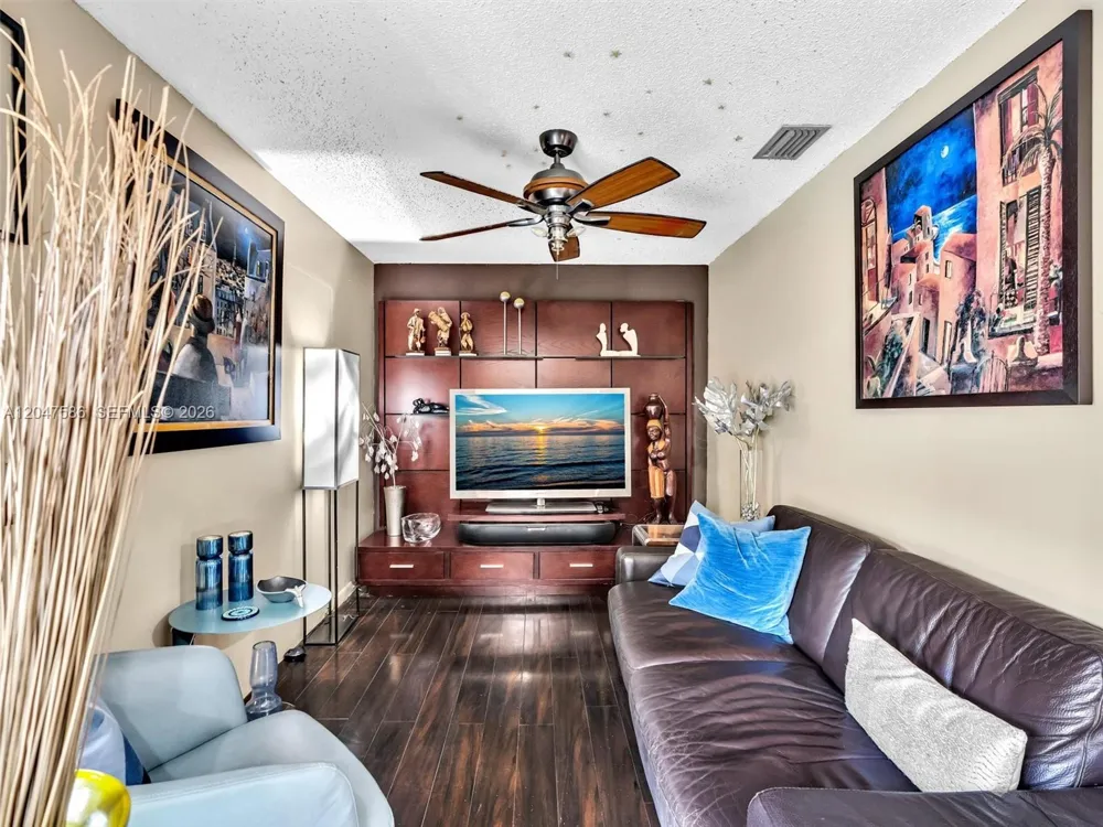 4224 SW 148th Pl Miami, FL 33185
