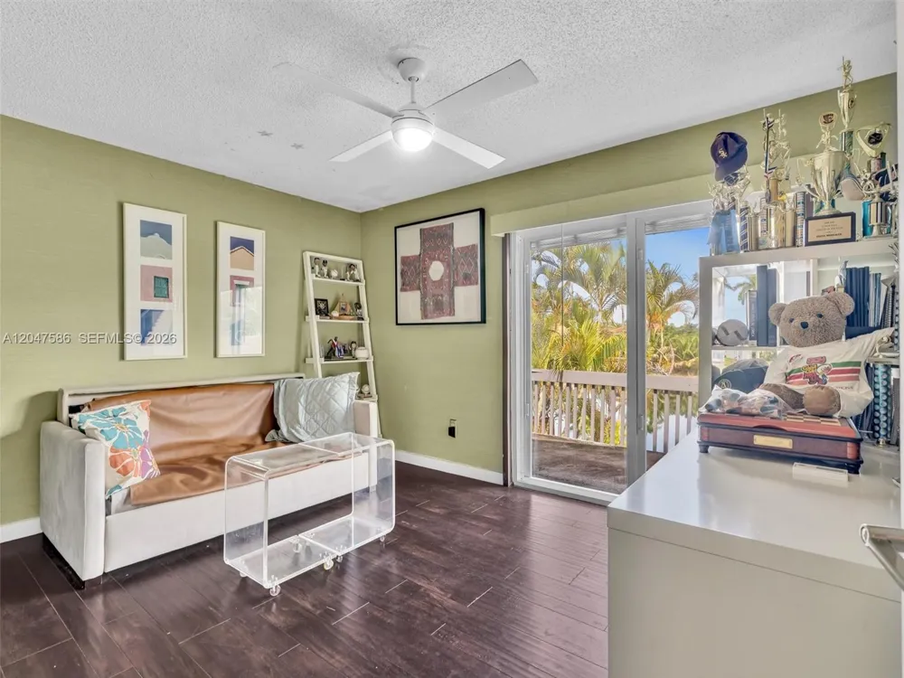 4224 SW 148th Pl Miami, FL 33185