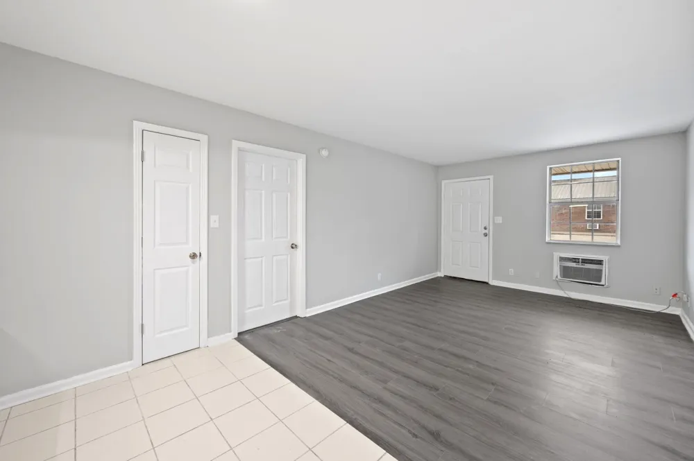 105 Walnut St #8 Clarksville, TN 37042