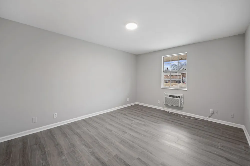 101 Walnut St #24 Clarksville, TN 37042