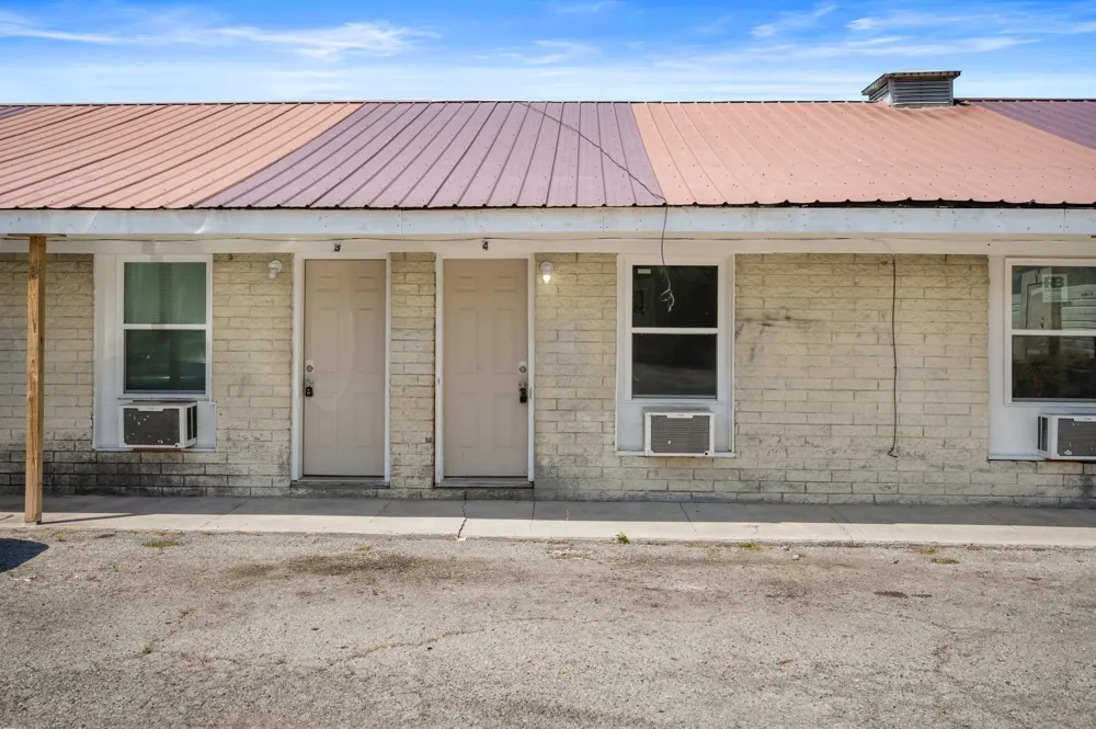 2510 Fort Campbell Blvd #3 Hopkinsville, KY 42240