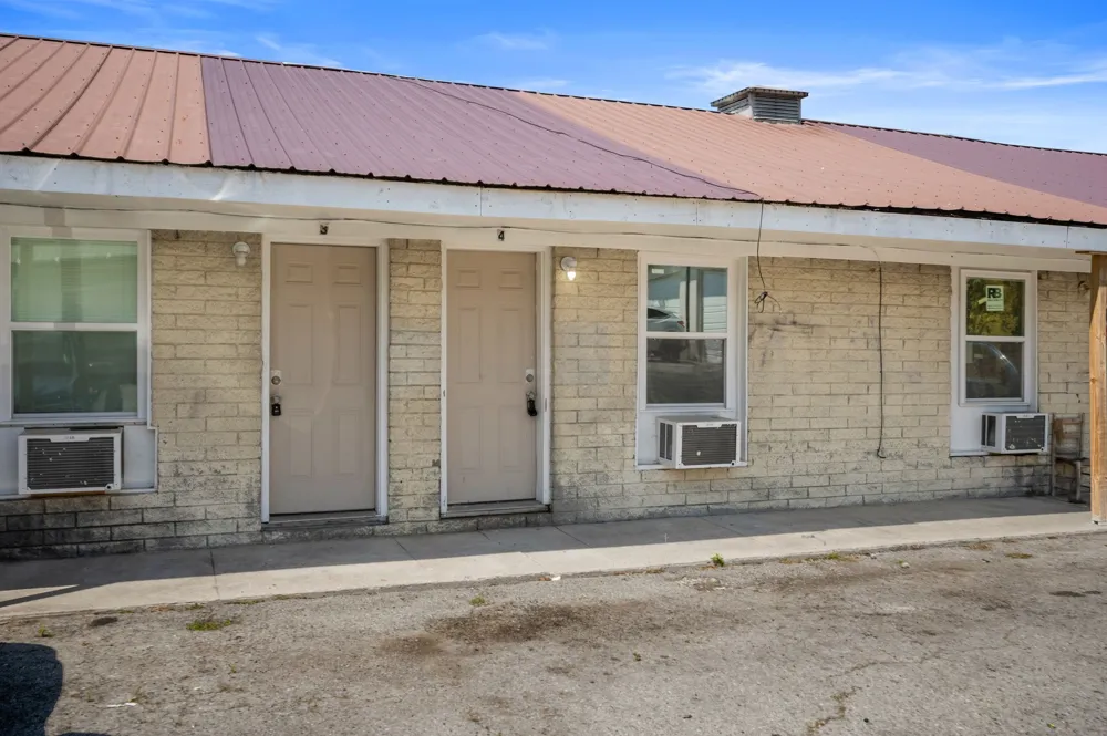 2510 Fort Campbell Blvd #3 Hopkinsville, KY 42240