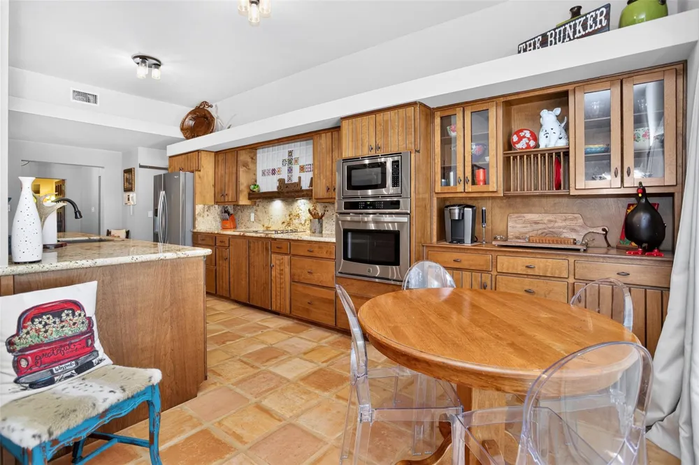 4883 Fm 2423 Grapeland, TX 75844