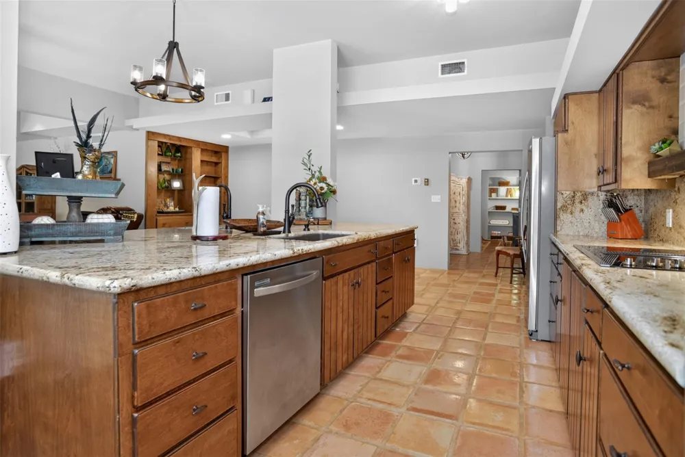 4883 Fm 2423 Grapeland, TX 75844
