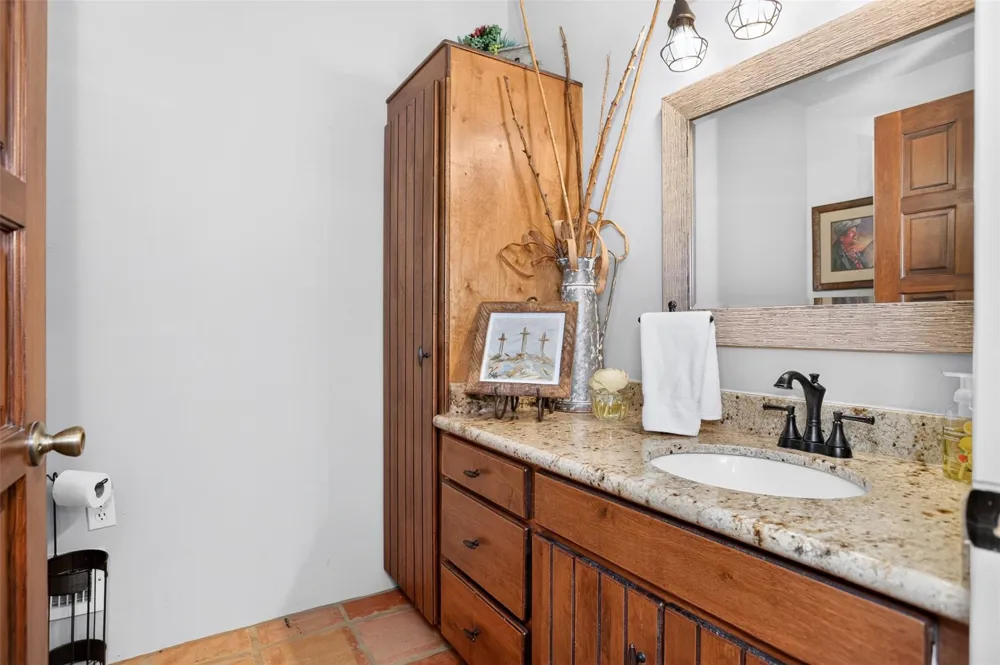4883 Fm 2423 Grapeland, TX 75844