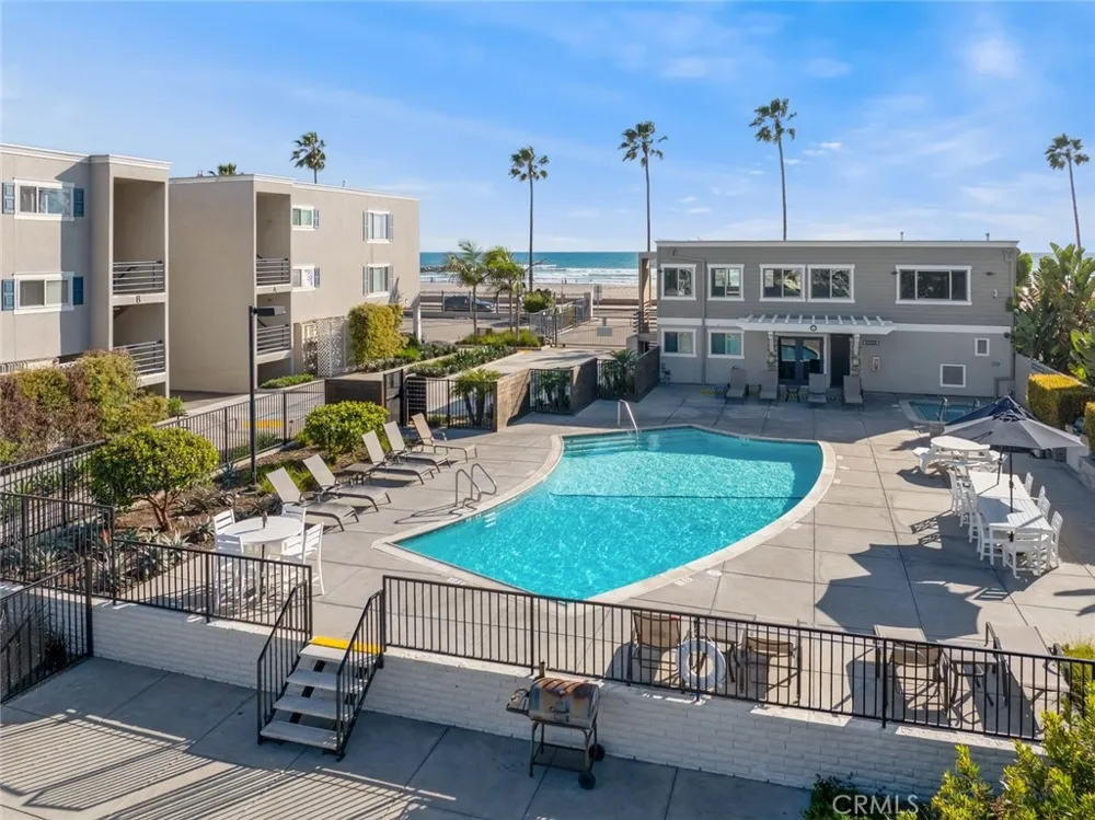 1202 Pacific Street #206B Oceanside, CA 92054