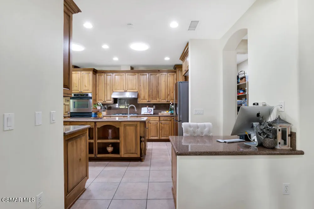 815 Rancho Road Thousand Oaks, CA 91362