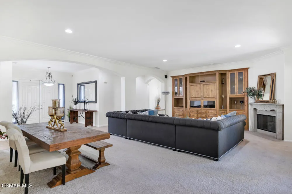 815 Rancho Road Thousand Oaks, CA 91362