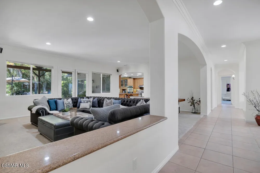 815 Rancho Road Thousand Oaks, CA 91362