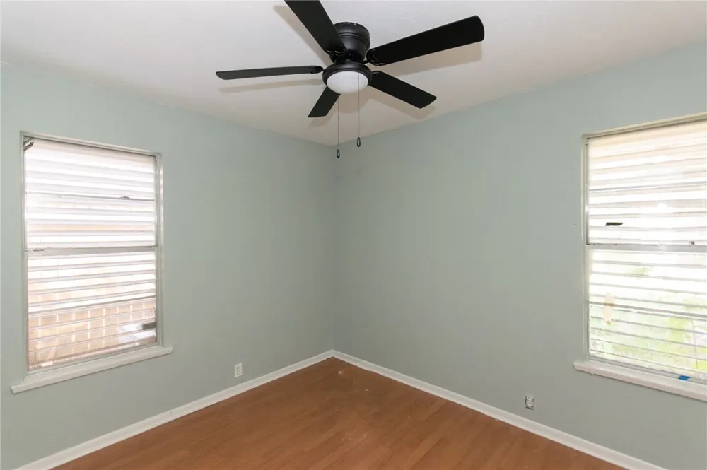 4805 Orchid Corpus Christi, TX 78416